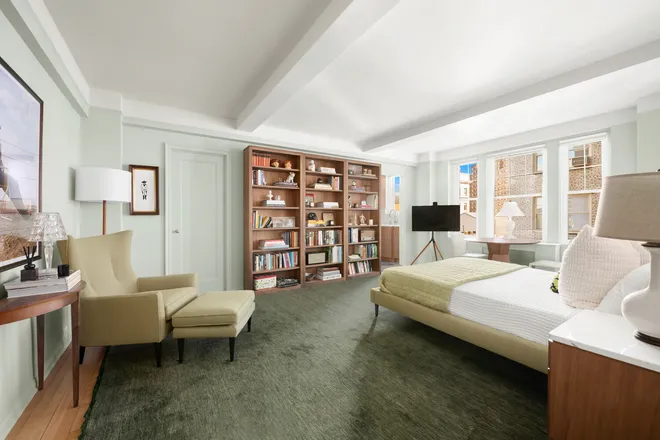 299 West 12th Street #6B, New York, NY 10014