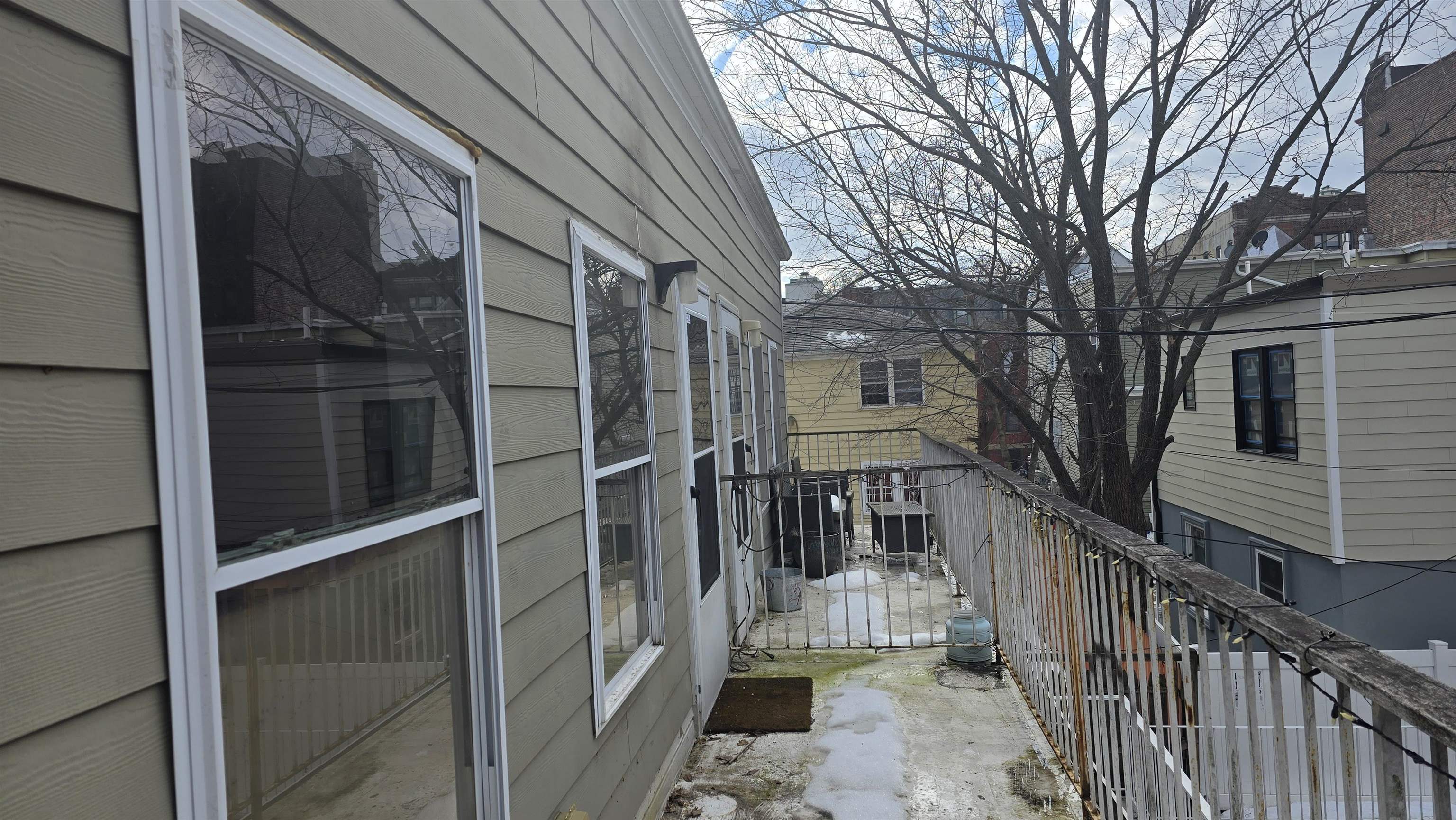 673 BERGEN Avenue #2D, Jersey City, JC Bergen Lafayette, NJ 07304 - Property photo 4 of 15
