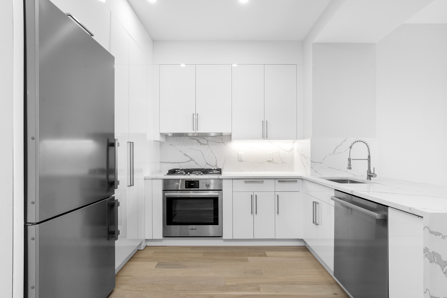 75 WALL Street #32R, Financial District, Manhattan, NY 10005 - Property photo 5 of 23