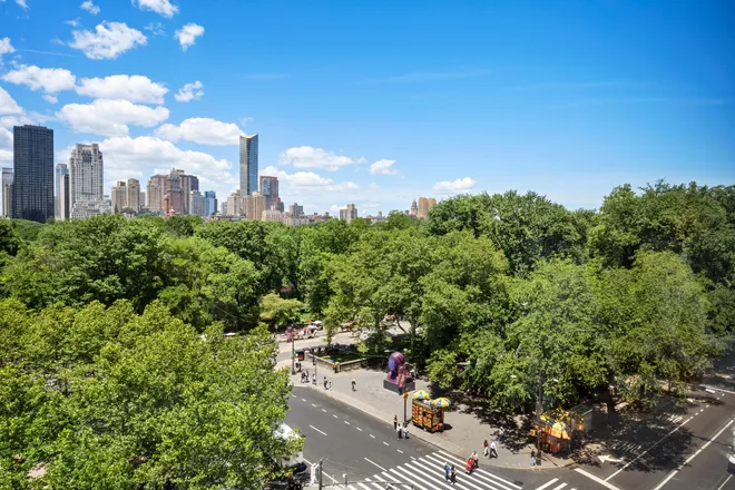 785 5th Avenue #7B, New York, NY 10022