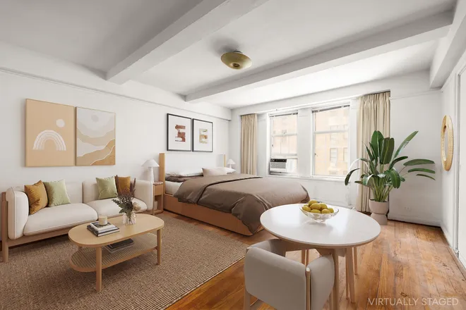 470 West 24th Street #9F, New York, NY 10011