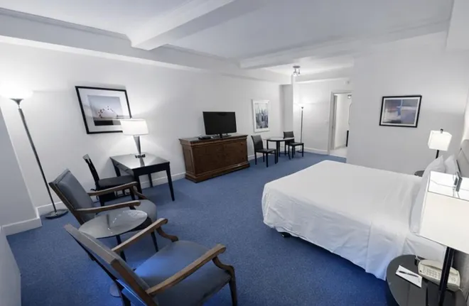 111 East 56th Street #409, New York, NY 10022