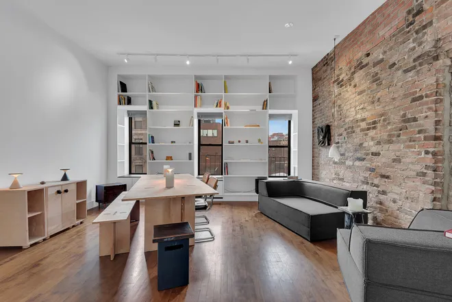 305 East 4th Street #5, New York, NY 10009