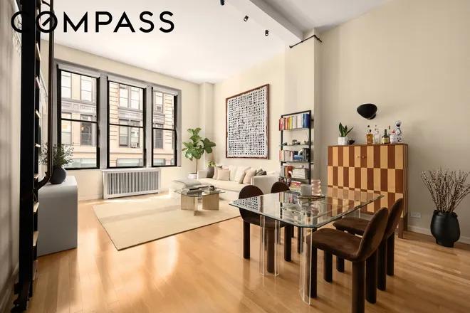261 Broadway #2C, New York, NY 10007