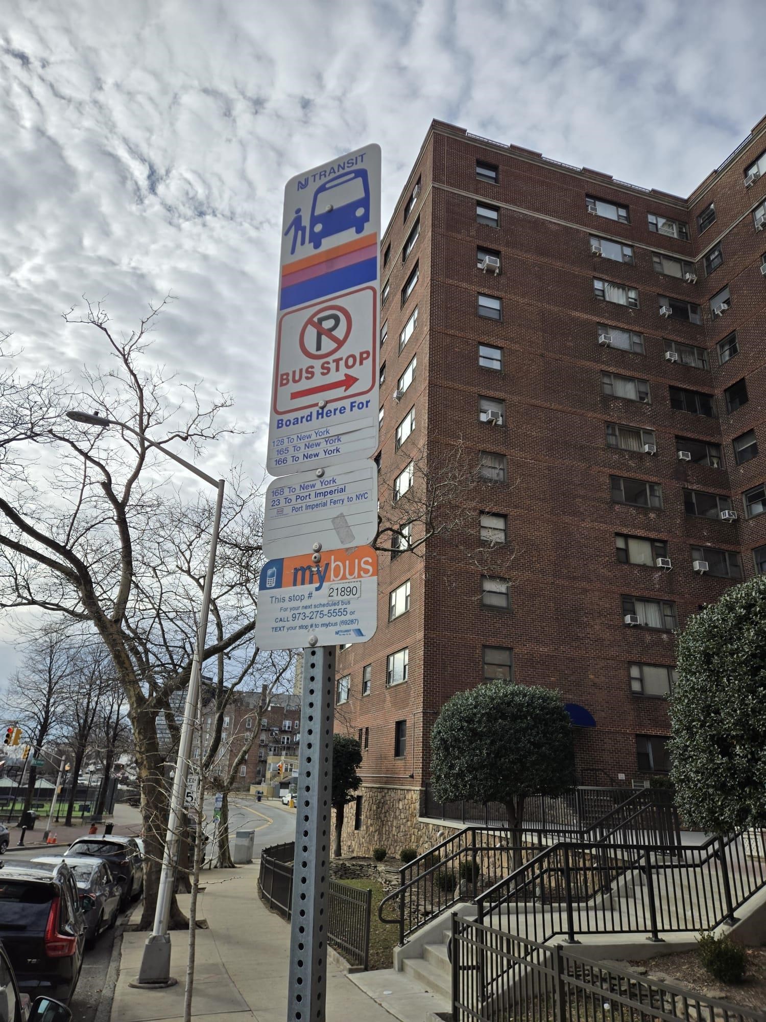 6515 Boulevard EAST, West New York Town, West New York, NJ 07093 - Property photo 4 of 9