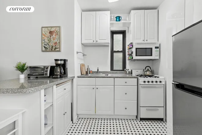 505 East 82nd Street #5H, New York, NY 10028