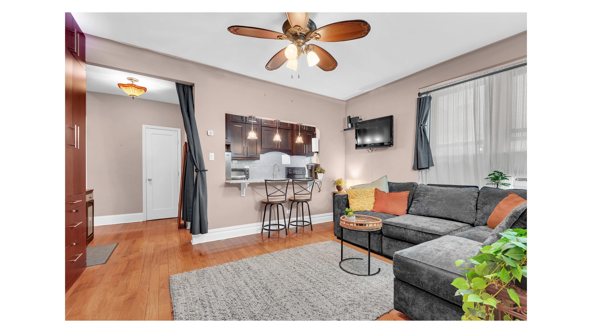 130 BAY RIDGE Parkway #1M, Bay Ridge, Brooklyn, NY 11209 - Property photo 3 of 11