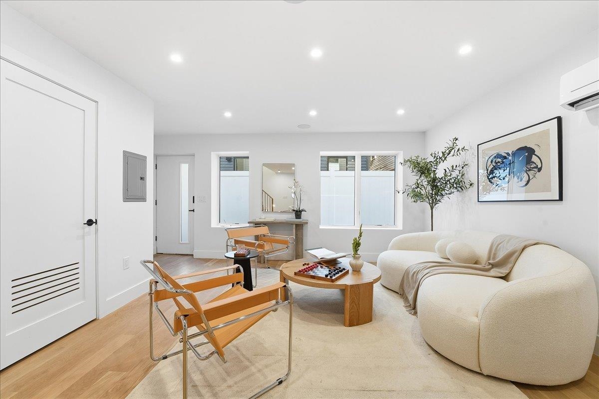 105 LAIDLAW Avenue, Jersey City, JC Heights, NJ 07306 - Property photo 3 of 18