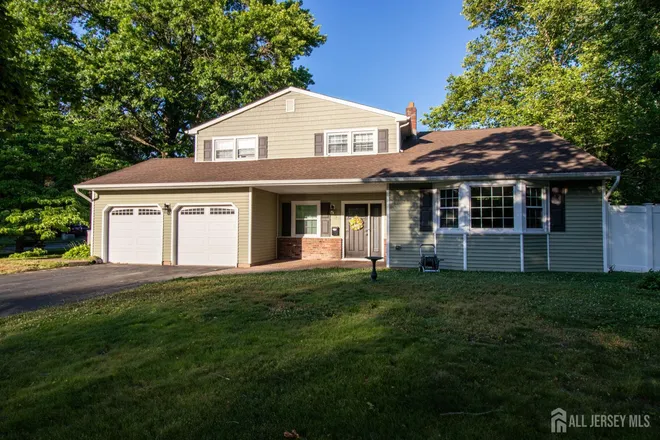 3 Lycoming Lane, Summerhill Homes Sec 1, NJ 08816