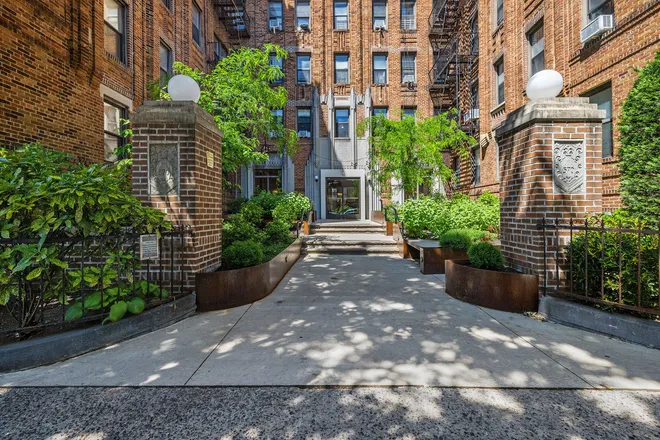 570 WESTMINSTER Road #E6, Brooklyn, NY 11230