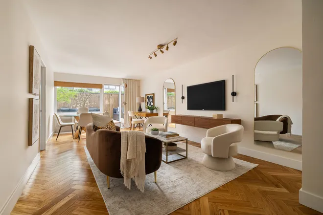 333 East 66th Street #1A, New York, NY 10065