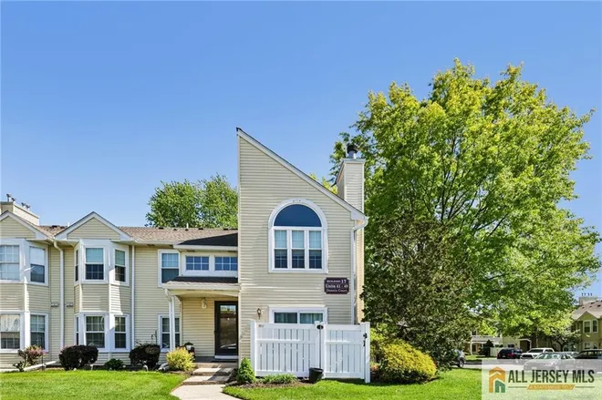 18 Dennis Court, Wychoffs Mill Bldg 20, NJ 08520