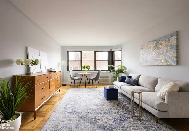 233 East 69th Street #17M, New York, NY 10021