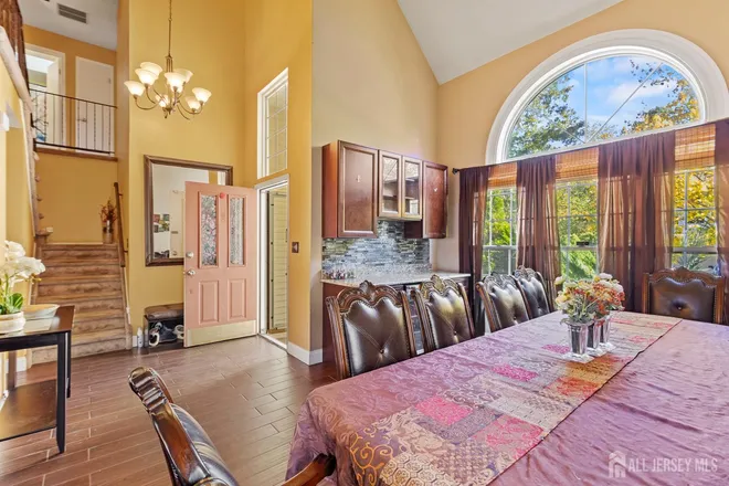 43 Pemberton Drive, Cedar Rdg Sec 04, NJ 07747