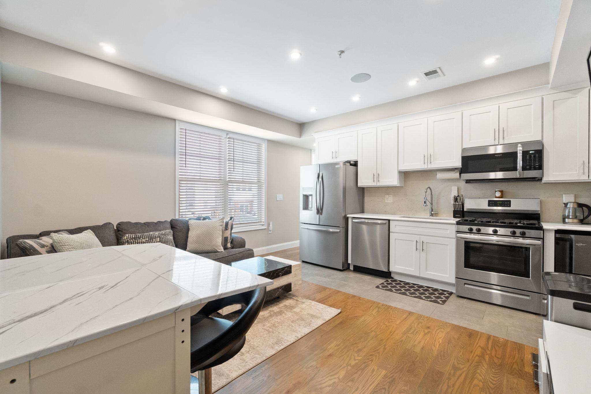 16 TROY Street, Jersey City, JC Heights, NJ 07307 - Property photo 3 of 22