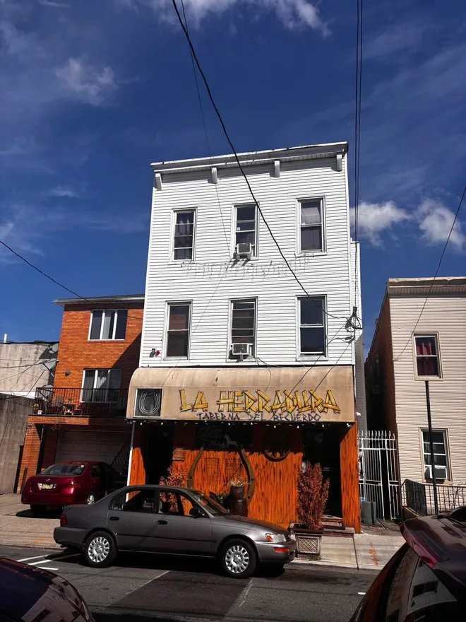414 24th Street, Union City, NJ 07087