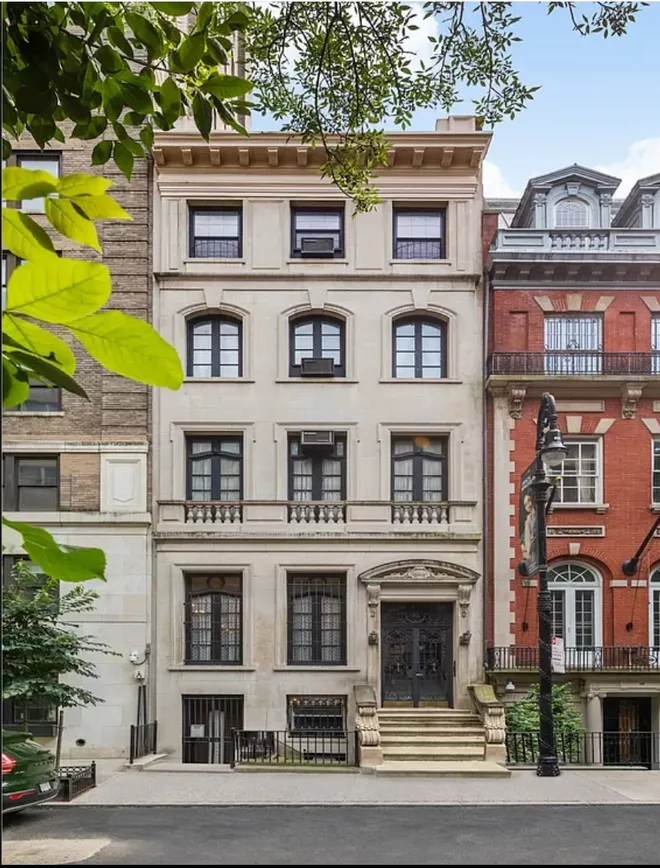 18 East 76th Street, New York, NY 10021