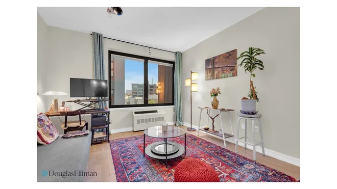 21-45 44th Drive #4I, Long Island City, NY 11101