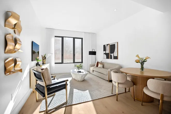 244 East 52nd Street #3C, New York, NY 10022