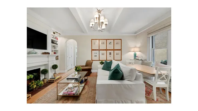 155 East 73rd Street #1D, New York, NY 10021