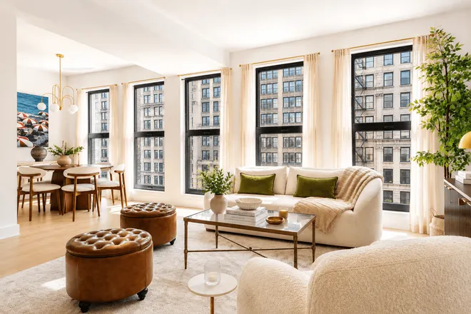 21 West 17th Street #10, New York, NY 10011