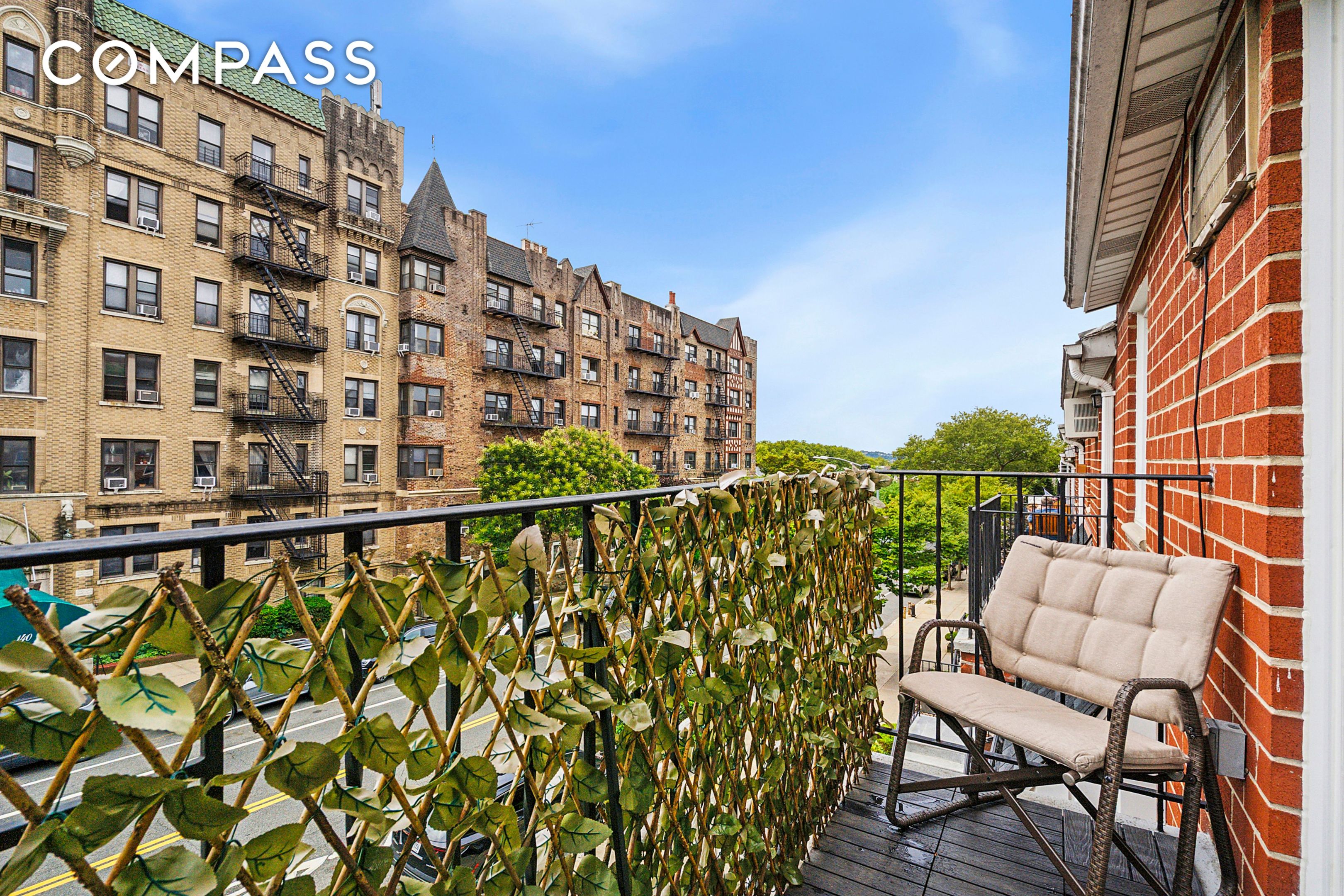 143 Bay Ridge Parkway #3, Bay Ridge, Brooklyn, NY 11209 - Property photo 5 of 12