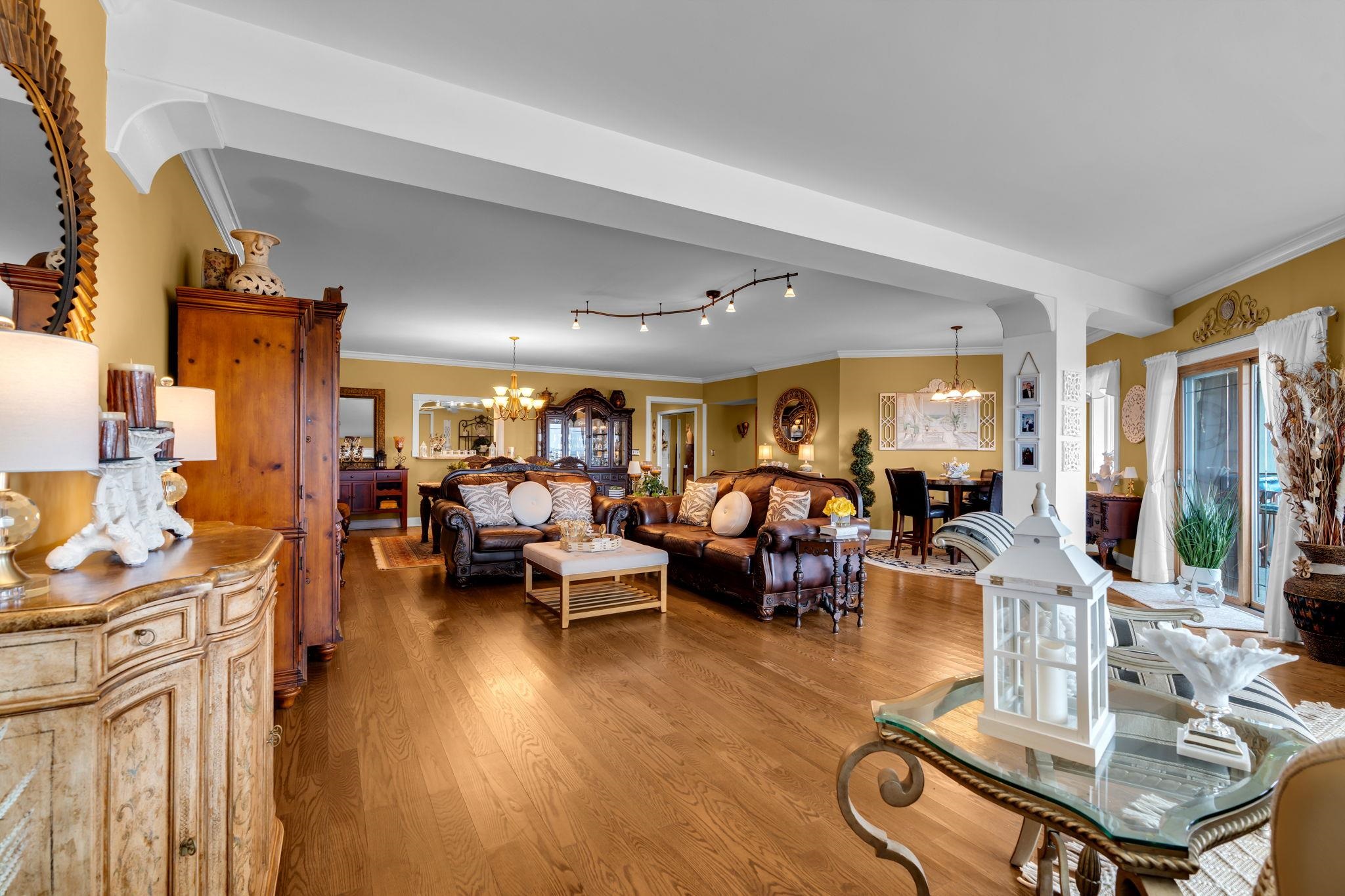 300 OCEAN Avenue, Long Branch City, LONG BRANCH CITY, NJ 07740 - Property photo 2 of 48