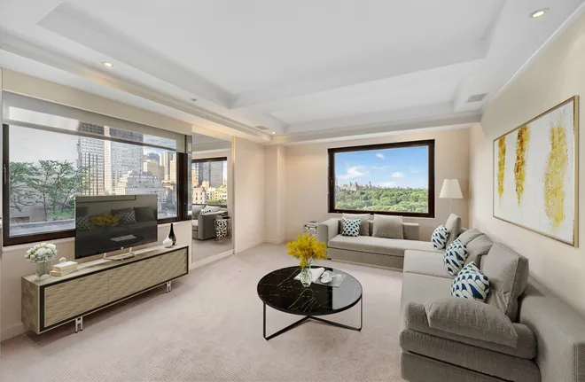 160 CENTRAL Park #1607, New York, NY 10019
