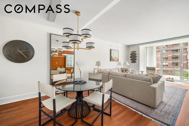 300 East 55th Street #4D, New York, NY 10022