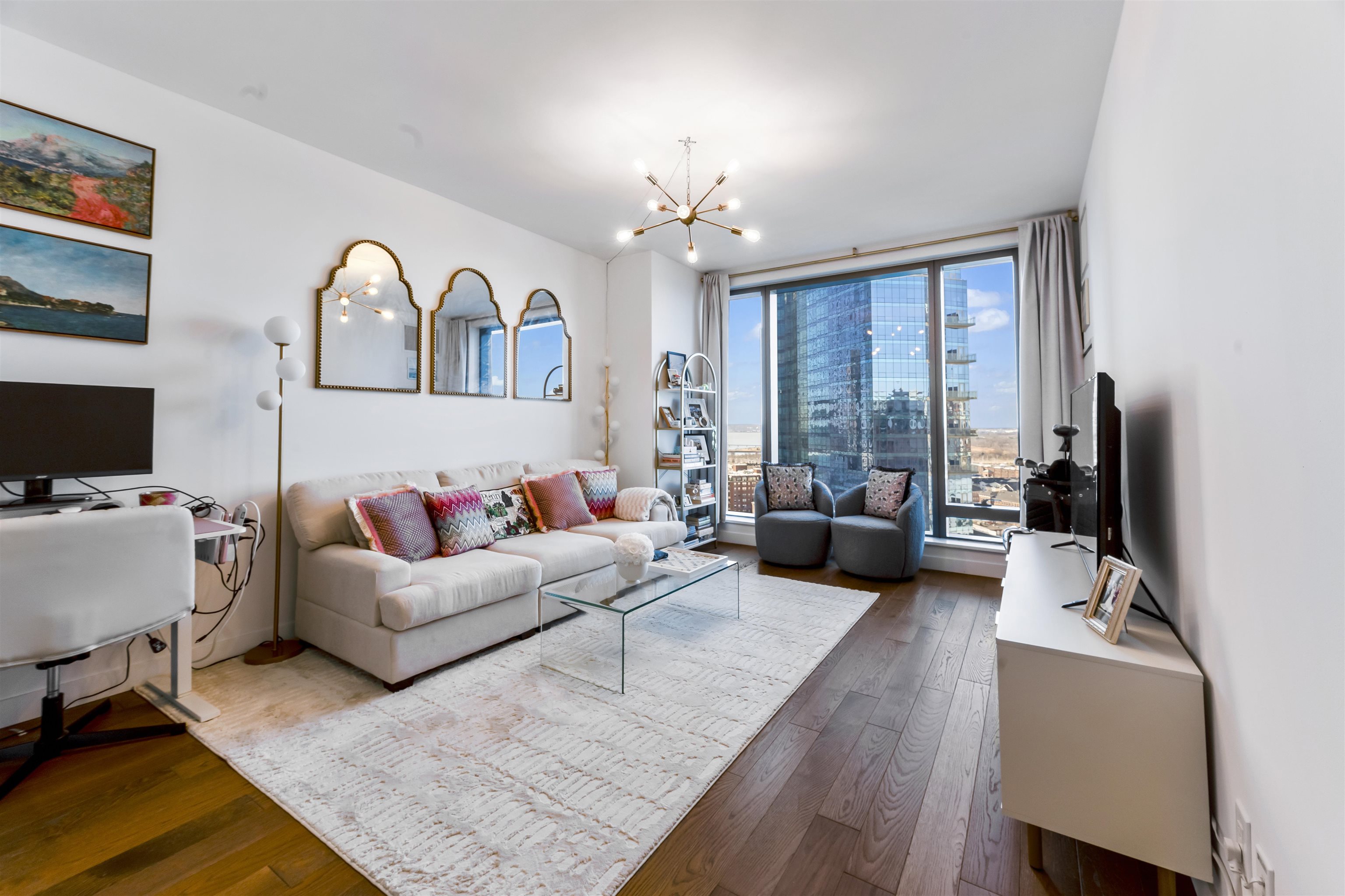 99 HUDSON Street, Jersey City, JC Downtown, NJ 07302 - Property photo 4 of 33