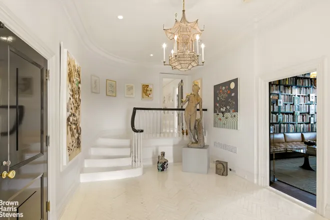 10 GRACIE Square #4G, New York, NY 10028