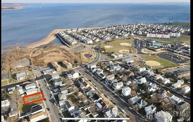 110 HENRY Street, South Amboy, NJ 08879
