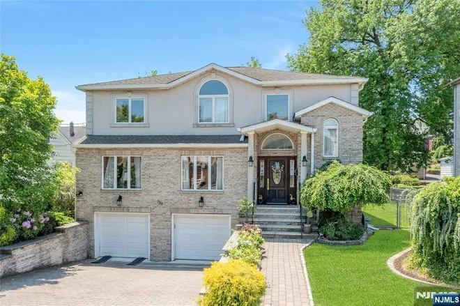 244 McElroy, Fort Lee, NJ 07024