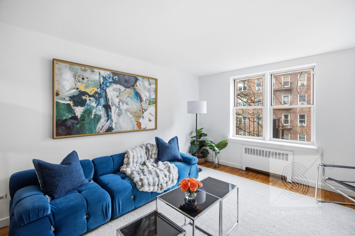 153 Bennett Avenue #3E, Hudson Heights, Manhattan, NY 10040 - Property photo 4 of 16