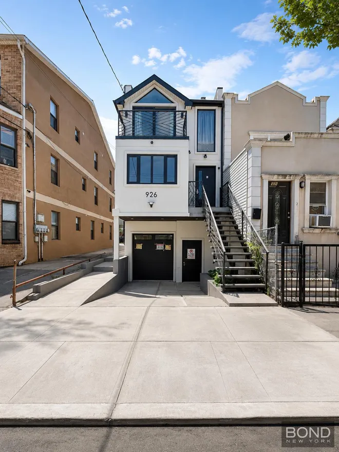 926 East 99th Street, Brooklyn, NY 11236