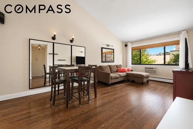 255 Clinton Street #S3, New York, NY 10002