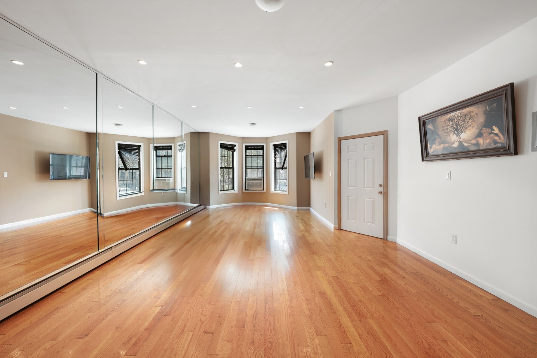 479 Bainbridge Street #Two Family Townhouse, Stuyvesant Heights, Brooklyn, NY 11233 - Property photo 2 of 21