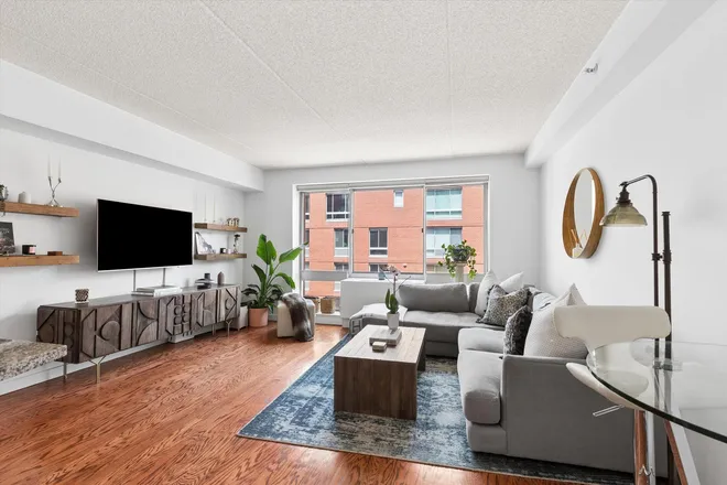 555 West 23rd Street #S-12R, New York, NY 10011