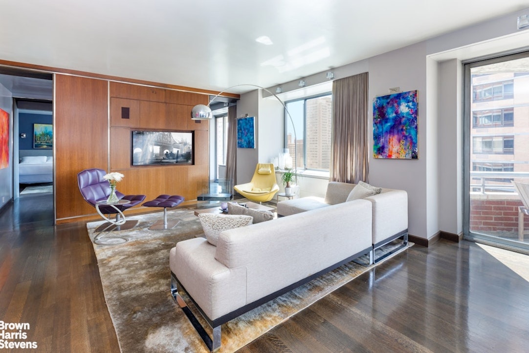 401 East 84th Street #15B, Yorkville, Manhattan, NY 10028 - Property photo 2 of 23