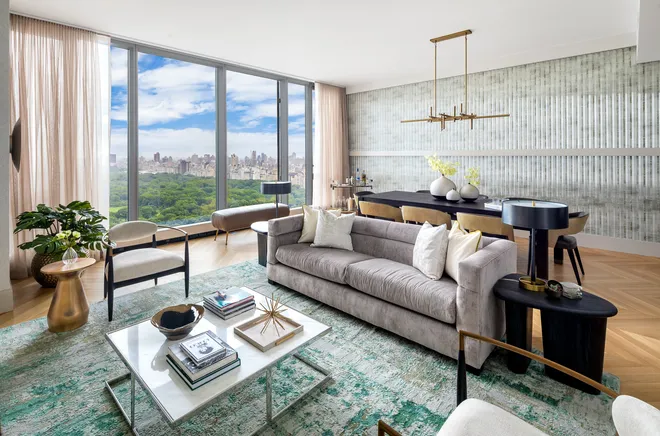 217 West 57th Street #33B, New York, NY 10019
