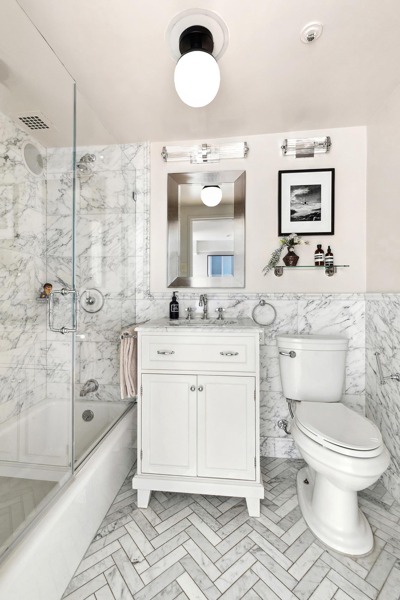 67 East 11th Street #711, Greenwich Village, Manhattan, NY 10003 - Property photo 5 of 6