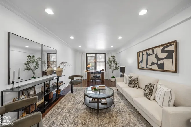 340 HAVEN Avenue #1S, New York, NY 10033