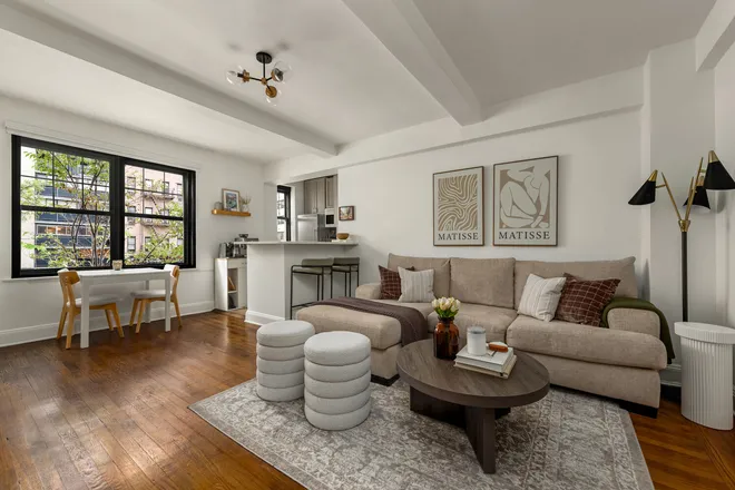 200 East 16th Street #2J, New York, NY 10003