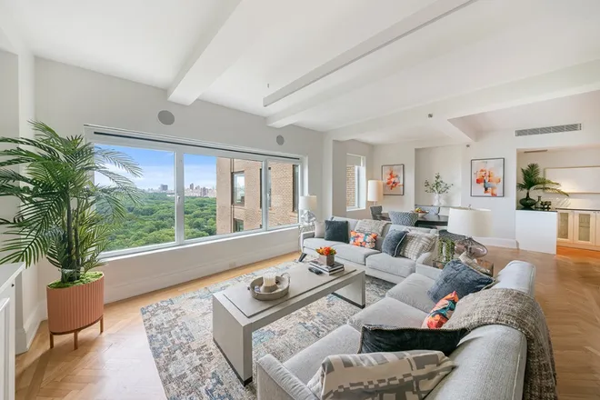 160 Central Park #2707, New York, NY 10019