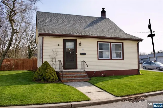 17-19 Dupont, North Plainfield, NJ 07060
