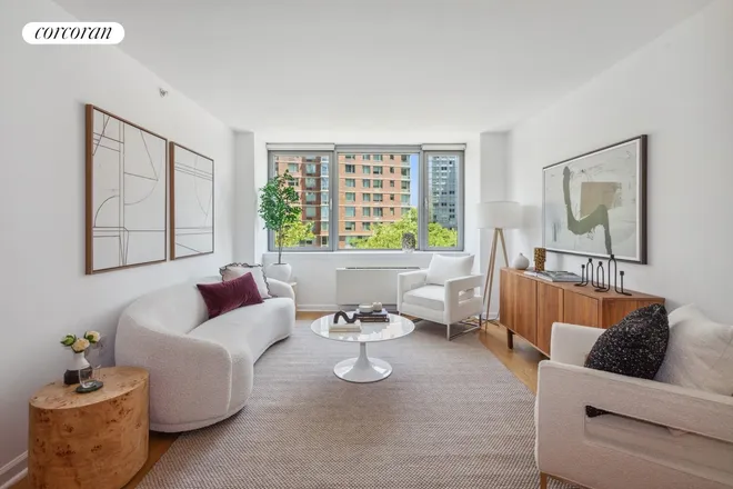 425 MAIN Street #9T, New York, NY 10044