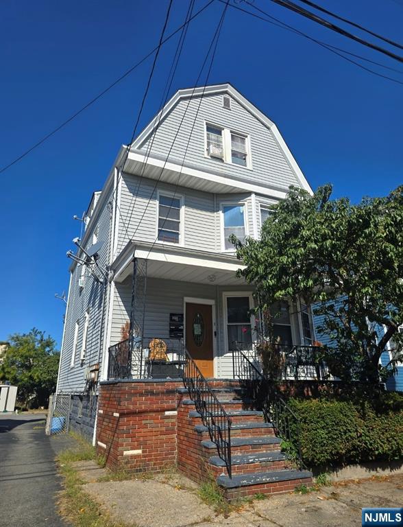 251 Highland, Kearny Town, Kearny, NJ 07032 - Property photo 3 of 28
