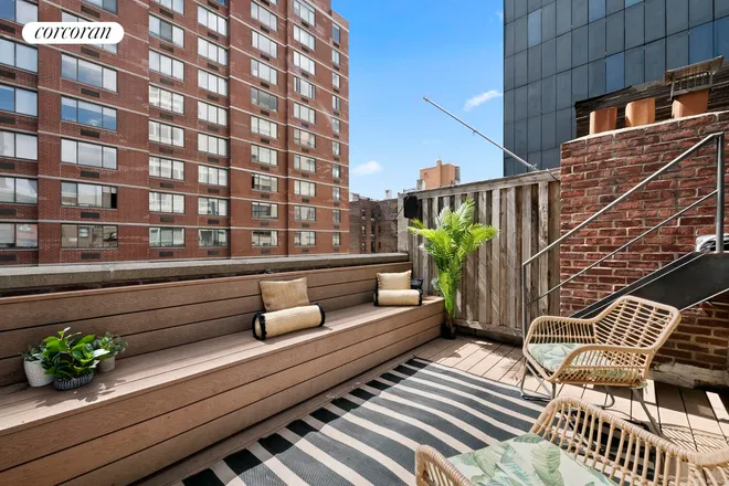 237 West 19th Street #B, New York, NY 10011