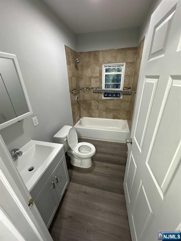 108 Madison, Paterson City, Paterson, NJ 07501 - Property photo 4 of 15