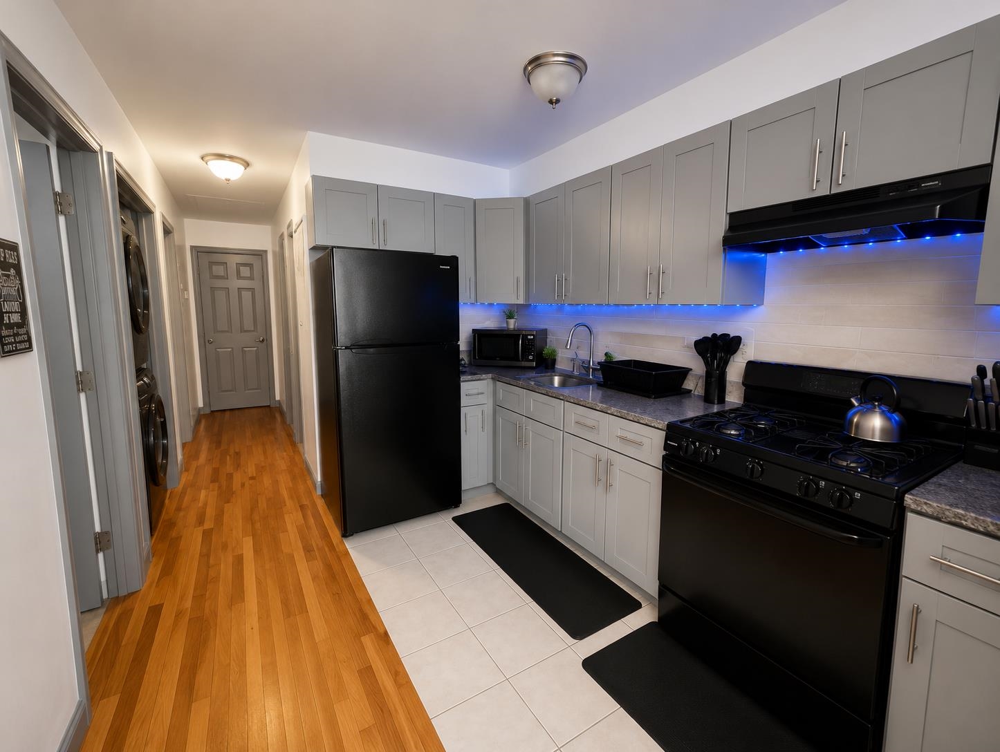 88 BROWN Place, Jersey City, JC Greenville, NJ 07305 - Property photo 3 of 12